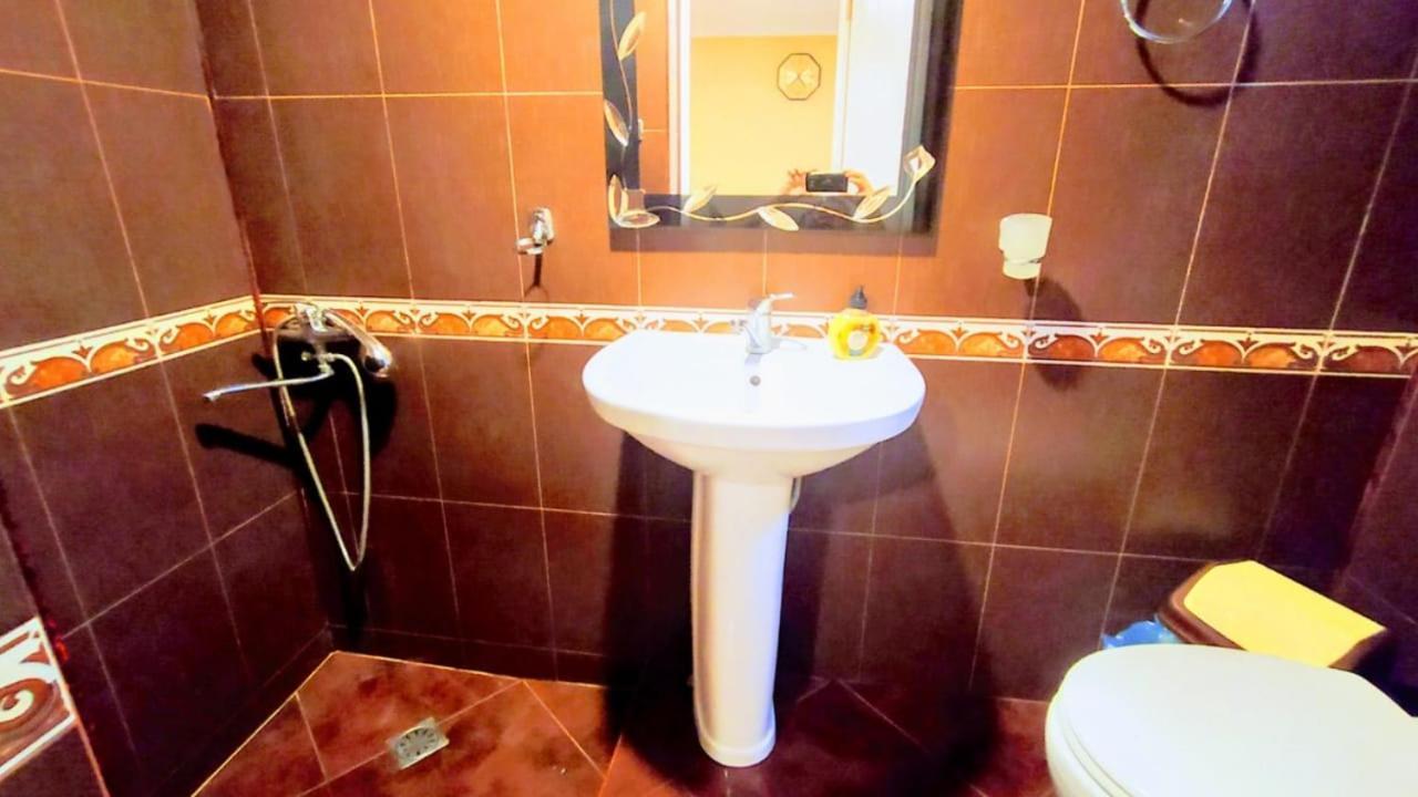 Nita Apartment Kobuleti Exterior foto